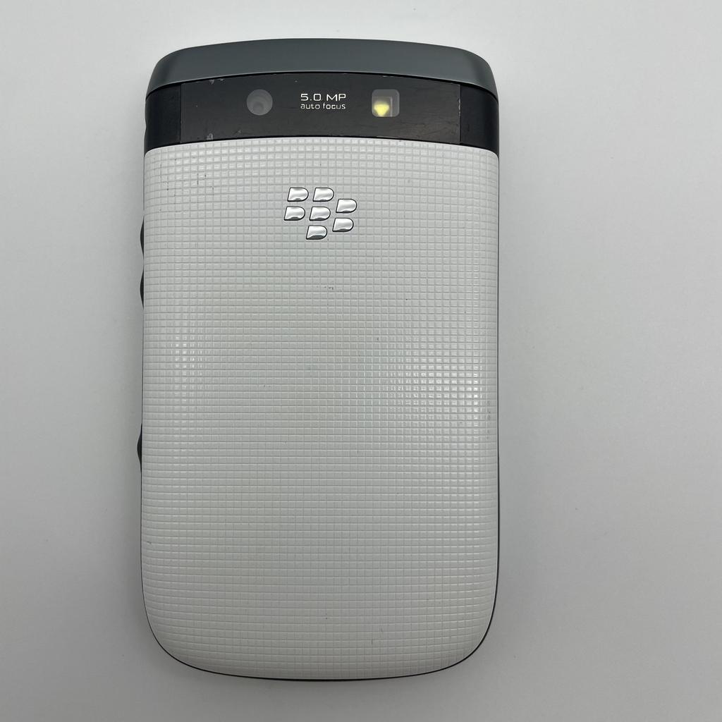 Refurbished BlackBerry Torch 9810 5MP Mobile Phone Slider Phone With 1 SIM