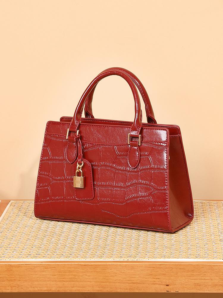 

Свадебная сумка невесты: Новая 2025 Сумка-сувенир в национальном стиле с тиснением, красная Wax Red