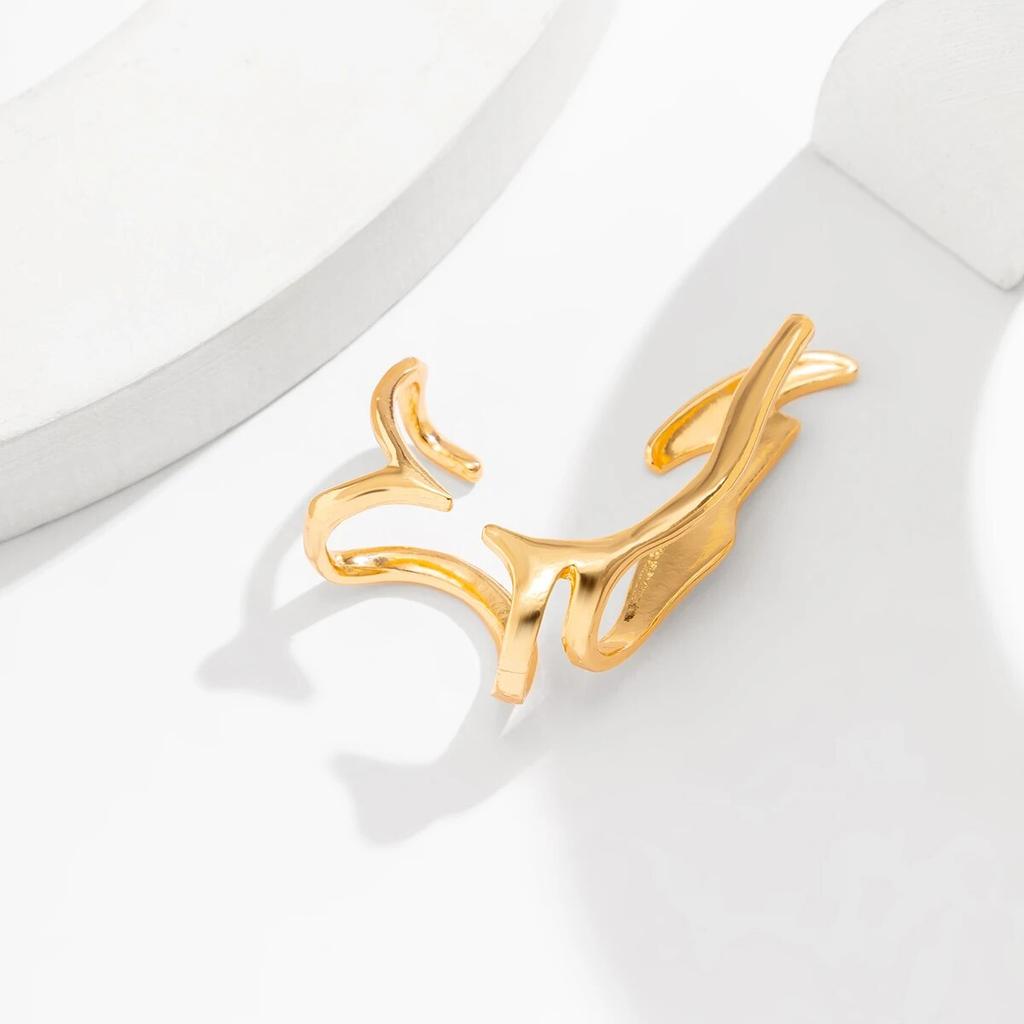 1 pièce Manchette d'oreille Gothique Fée Démon Elfe Aile Boucles d'oreilles sans perçage pour Femmes Rétro Irrégulier Clips d'oreille sombres Bijoux d'Halloween Cadeau Nouveau