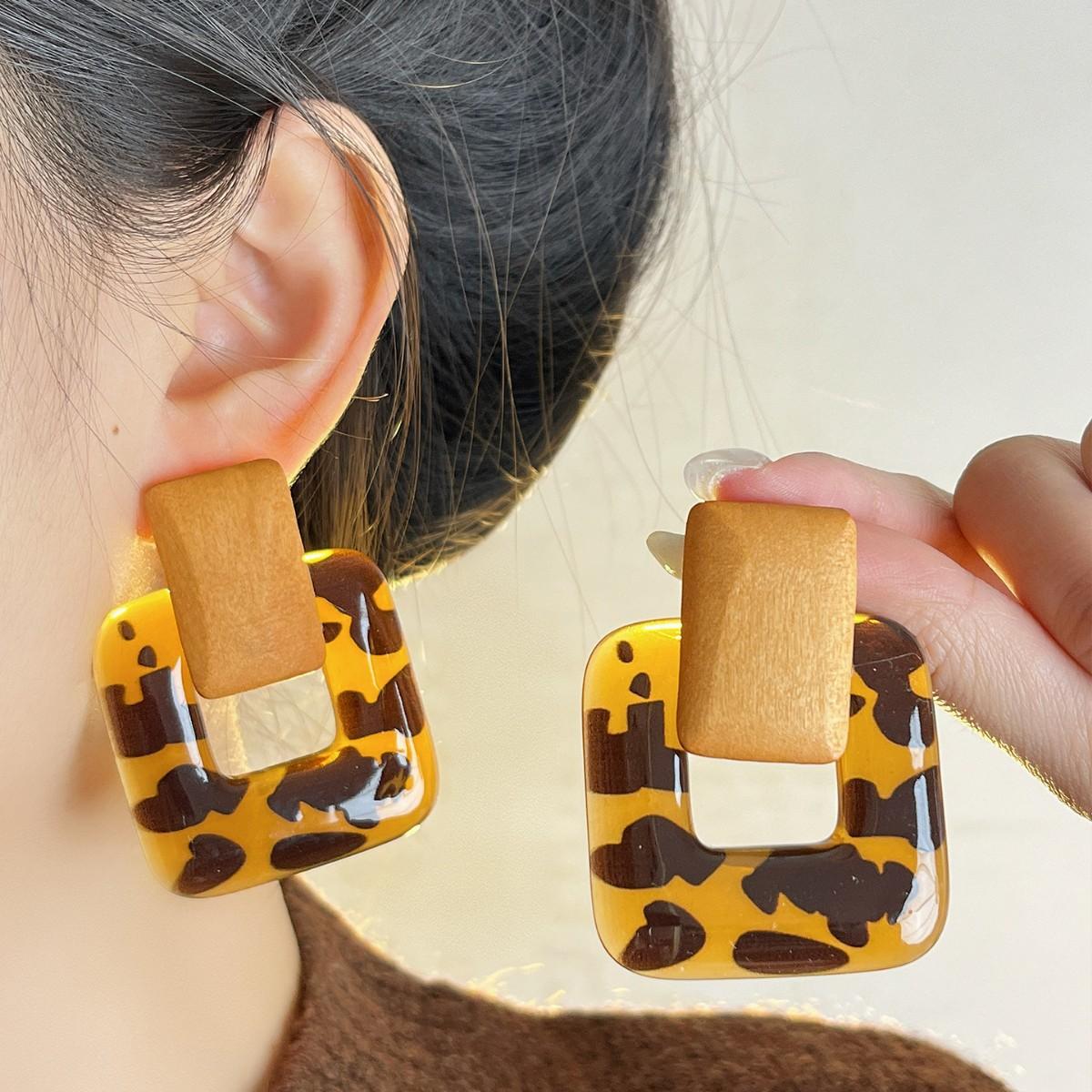 

Women s Leopard Print Square Earrings Wooden Acrylic Retro Fashion Jewelry Daily Party Statement Accessory