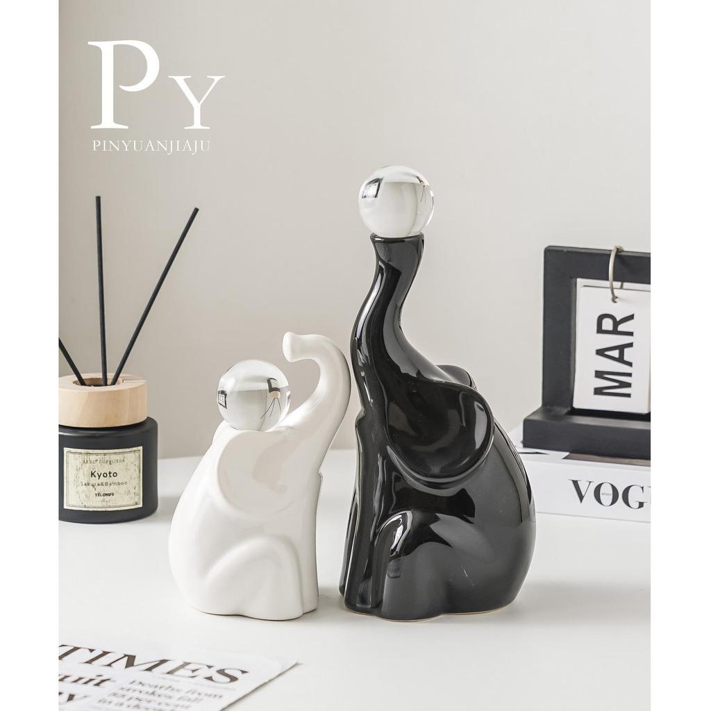 Nordic Modern Elephant Vase - Ceramic Ornament for Living Room, Sideboard, or Entrance Hall Display. A Perfect Housewarming Gift.