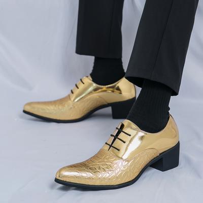 Scarpe con tacco
