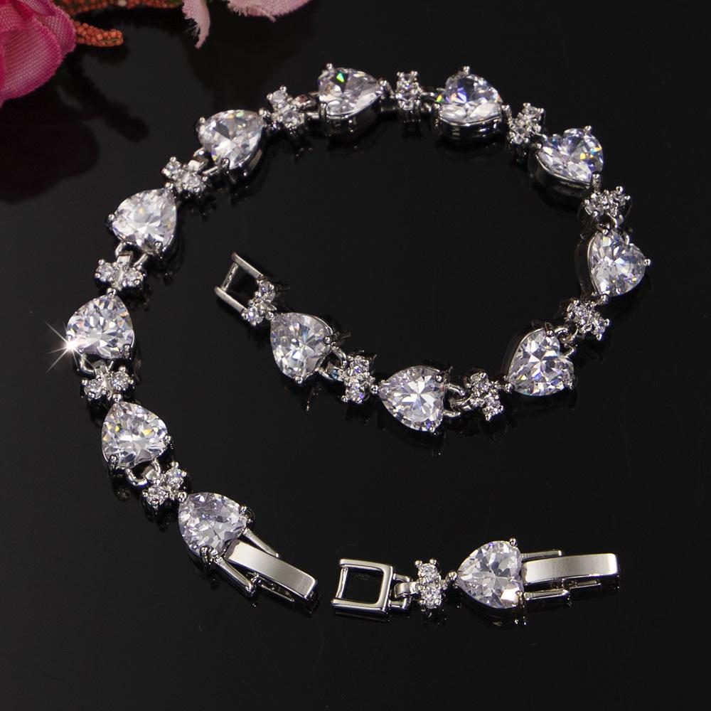 Pulseira Coração Cravejada de Zircônia de Luxo Leve Joia Pulseira Popular em Forma de Coração Moderna que Não Desbota