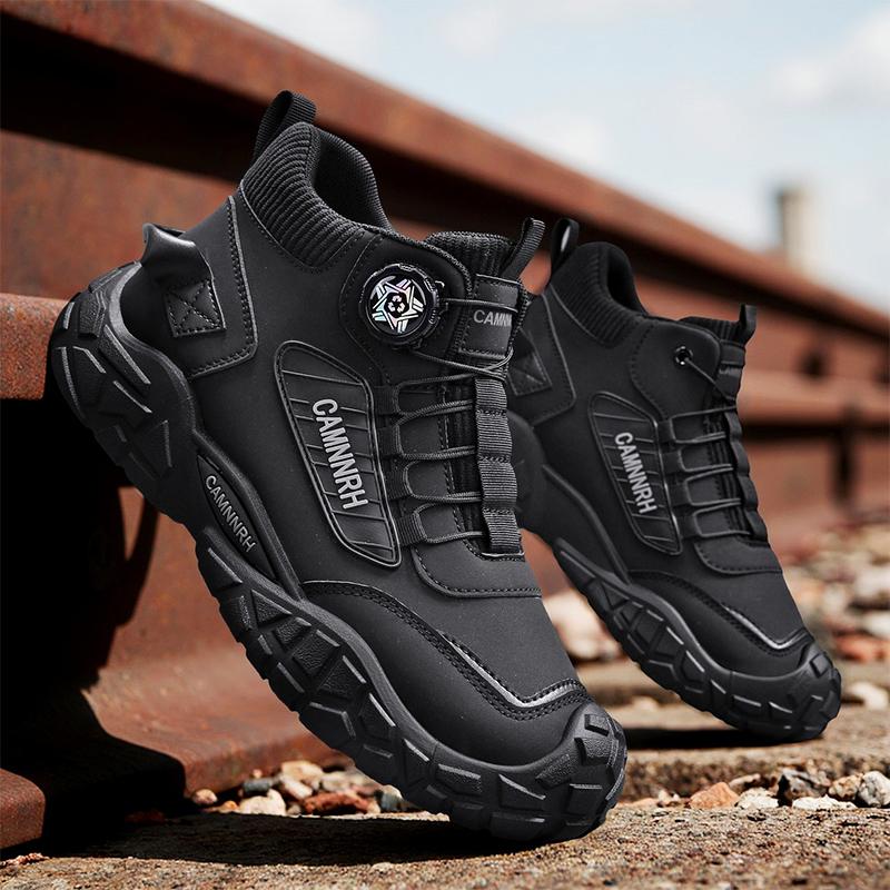 New Winter Outdoor Mountaineering Sports Casual Thick-soled Work Boots, Retro Men's Shoes with Swivel Buttons, Easy To Wear.