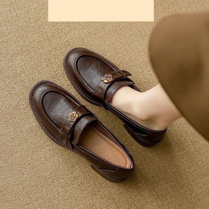 

Мэри Джейн мягкая кожа камелия женские осенние новые маленькие кожаные туфли для работы толстая одна педаль одинарные туфли 40 темно-коричневого