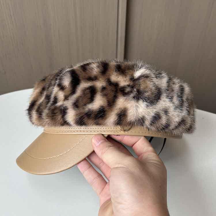 New retro leopard print plush newsboy hat women's autumn and winter big head circumference showing face small peaked hat warm octagonal hat