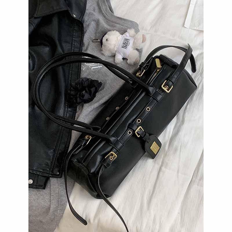 Medieval Underarm Bag Women's Autumn 2025 New Maillard Style Bowling Bag Large-capacity Shoulder Commuter Bag