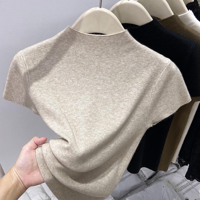 Soft Half-High Neck Knit T-Shirt: Women's Short-Sleeve Slim Fit, Perfect for Spring and Autumn.