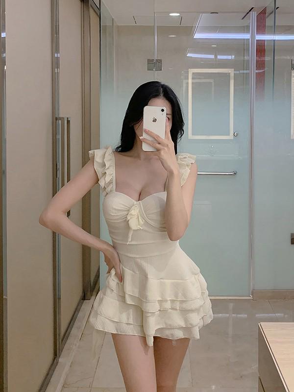 Pure Desire Ruffled Backless One-Piece Swimsuit for Women