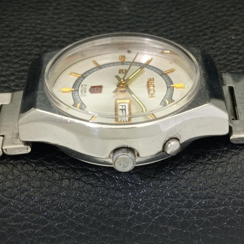 RICOH R31 AUTOMATIC VINTAGE JAPAN MENS SILVER COLOR DIAL WATCH a701925-5 R207-a701925