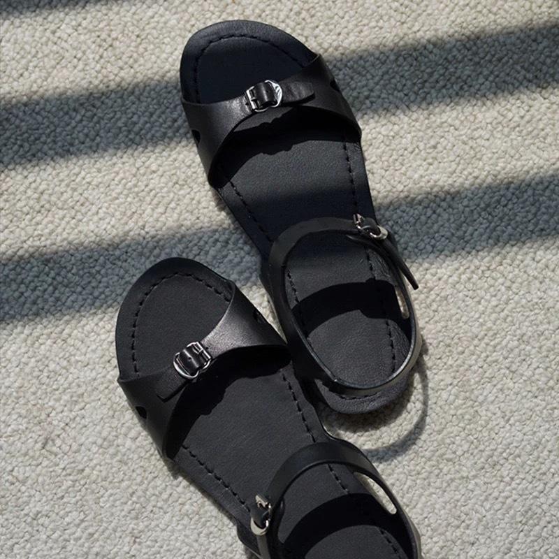 Sheepskin Version~ Row Style Red Sandals Women's 2025 Summer New One-word Buckle with Flat Open-toed Cool Slippers Outside