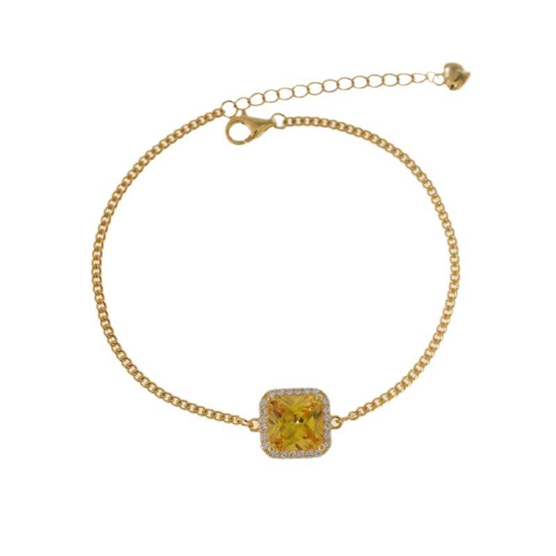 Small Candy Cube Bracelet for Women with Small Yellow Crystal Bread Clavicle Chain Light Luxury Niche Design