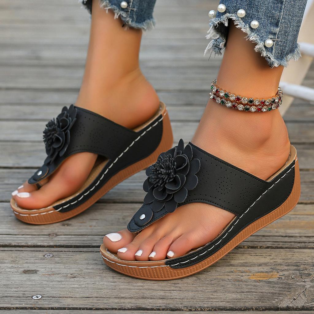 New Large-size Women's Sandals Summer New 2025 Flower Open-toed Cool Slippers European and American Sandals Are Comfortable