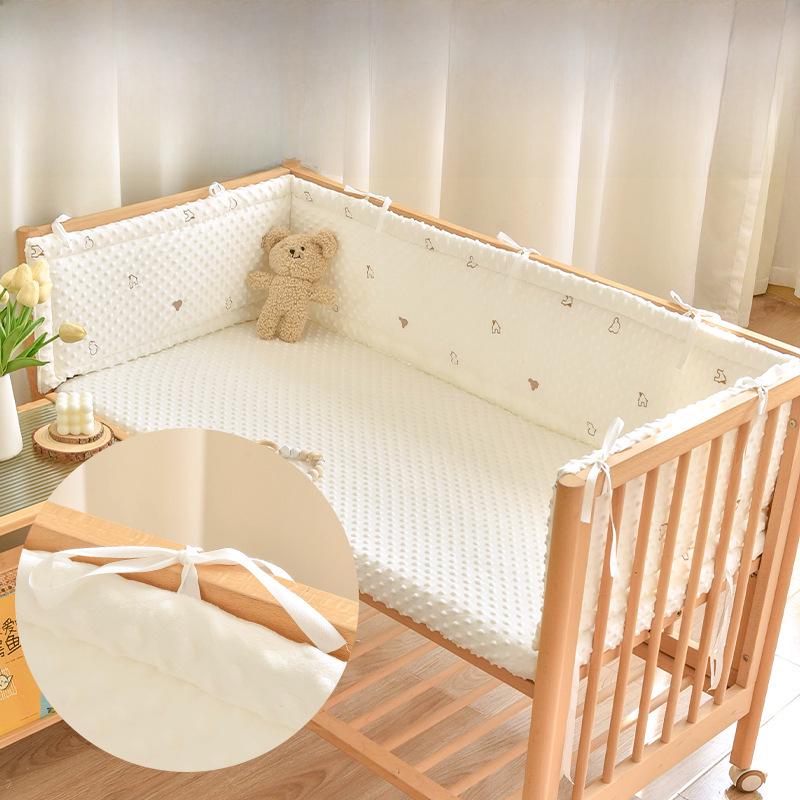 

Мягкий комплект амортизации для детской кроватки: Противоударное кресло-мешок для комфорта и безопасности Bear Head 28cm height