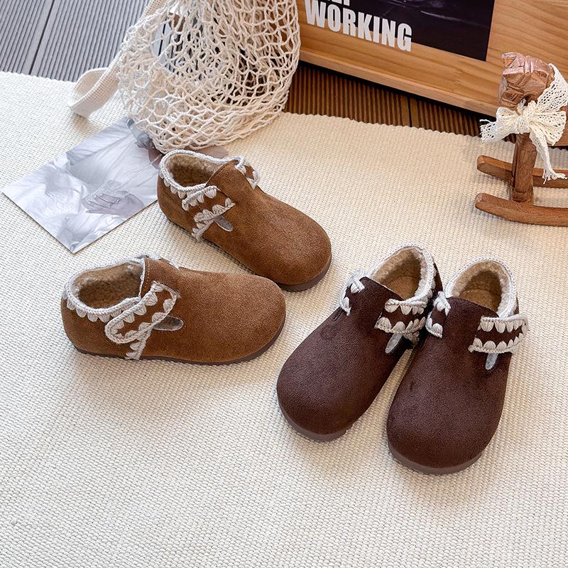 Korean Style Retro Birkenstock Soft Sole Leather Shoes for Girls - Winter 2025 Edition