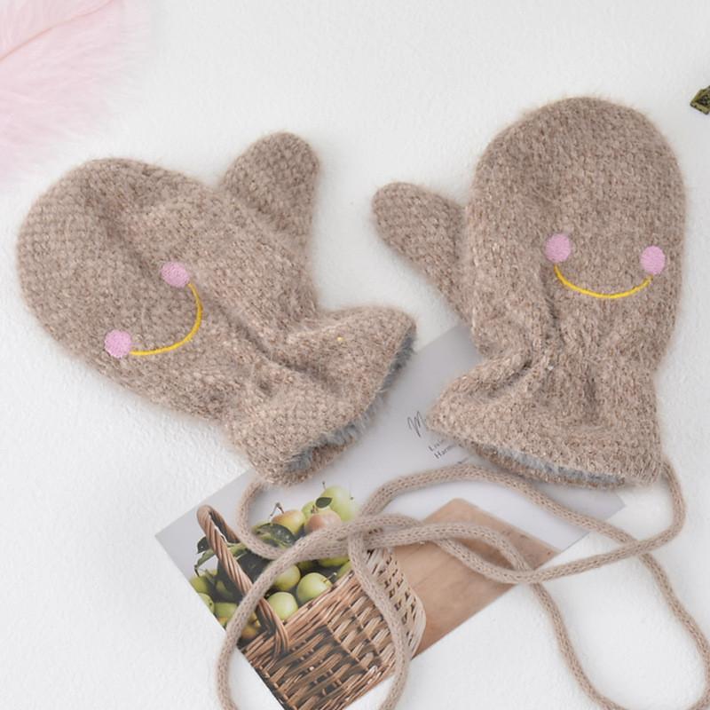 

Childrens Frog Winter Hat Scarf Set With Plush Material For Outdoor Activities KhakiGloves