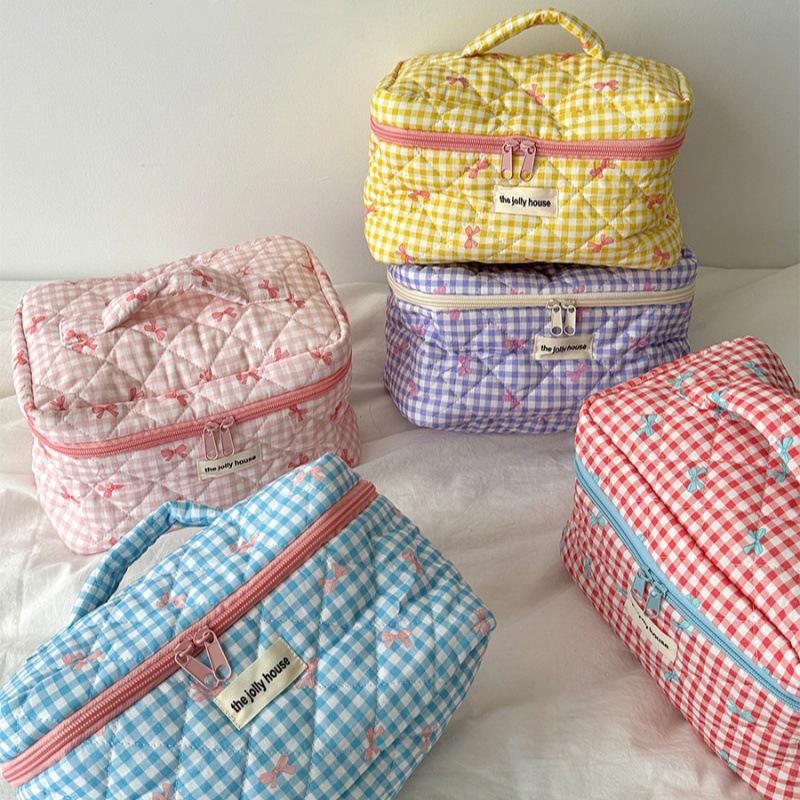 Portable Quilting Cosmetic Bag Ladies Large Capacity Travel Organizer Washbag Cute Bow Knot Pattern Make Up Zipper Storage Bag