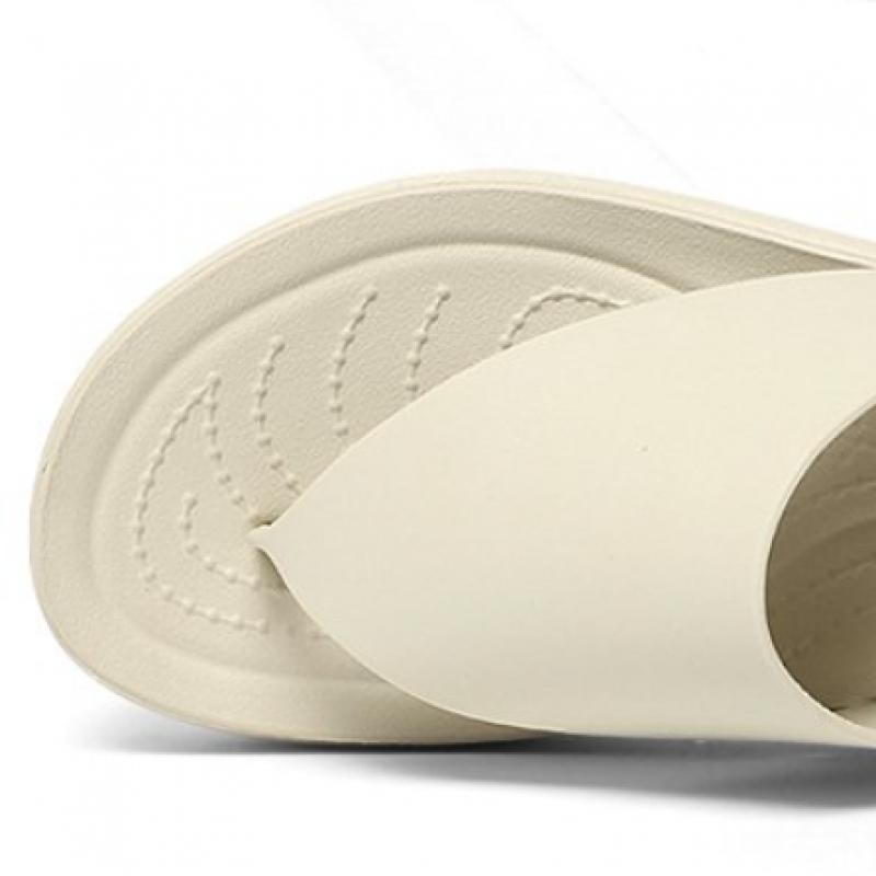 Crocs Brooklyn Flip 208727 2y2