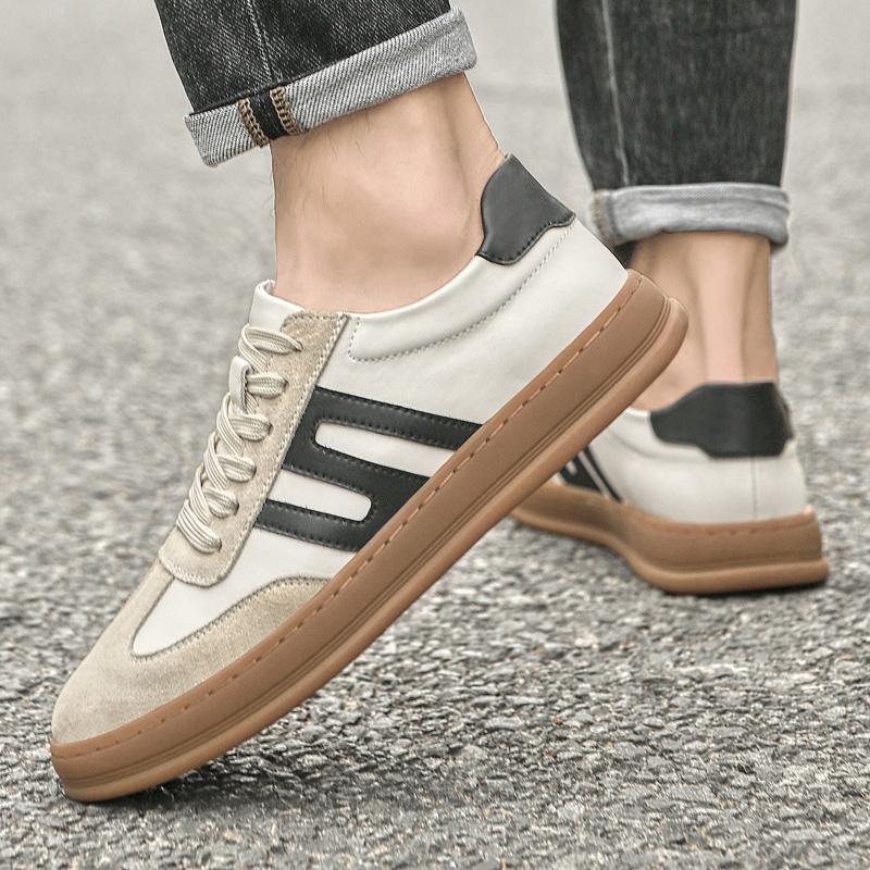 Genuine Leather Men Casual Shoes Fashion Italian Designer Shoe Lightweight Antiskid Walking Shoes for Men Outdoor Comfy Sneakers