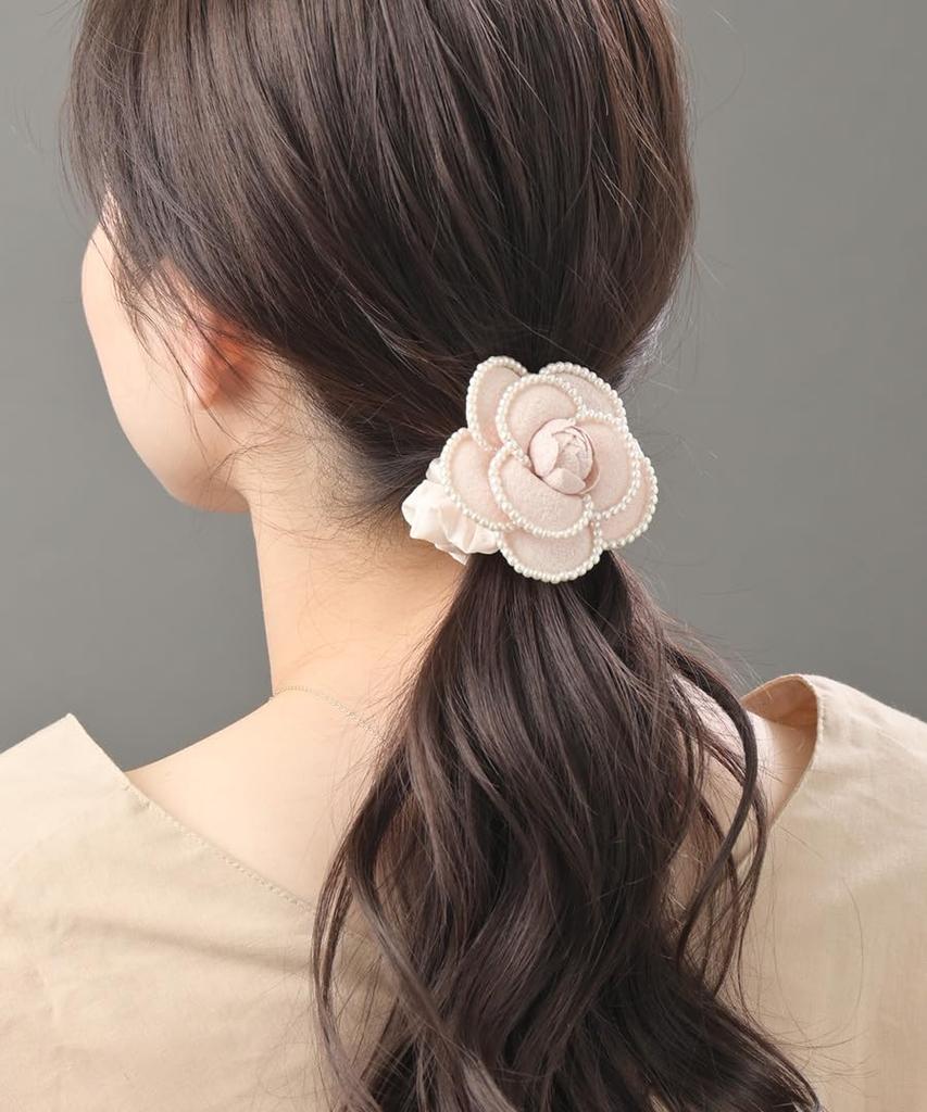 VINGTAINE Camellia and Pearl Elegant and Cute for Perfect for and Kindergarten Entrance Ceremonies Scrunchie, Adults, Weddings, Graduations,