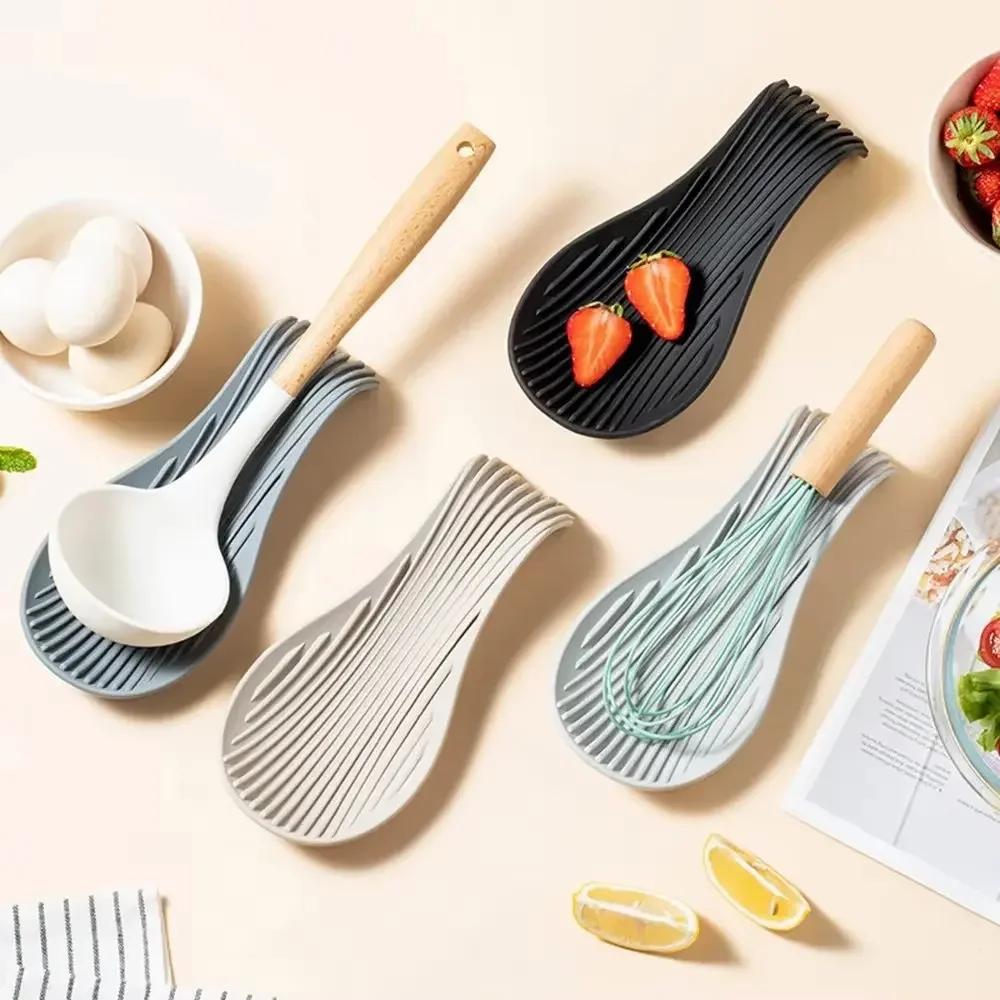 1/3Pcs Silicone Insulated Spoon Holder Heat Resistant Placemat Spoon Holder Cutlery Shelving Kitchen Tools Placemat