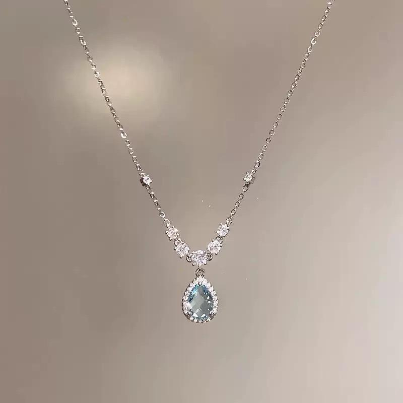 Titanium Steel Non-fading Small Waist Necklace Women's Summer Niche Design Accessories Collarbone Chain Pendant