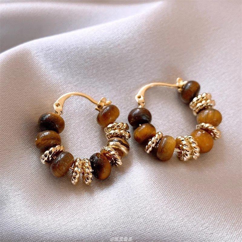 

Ретро-серія «Майяр» Коричнева: Світло-розкішні сережки-гвоздики в гонконгському стилі для жінок - Модні та універсальні.