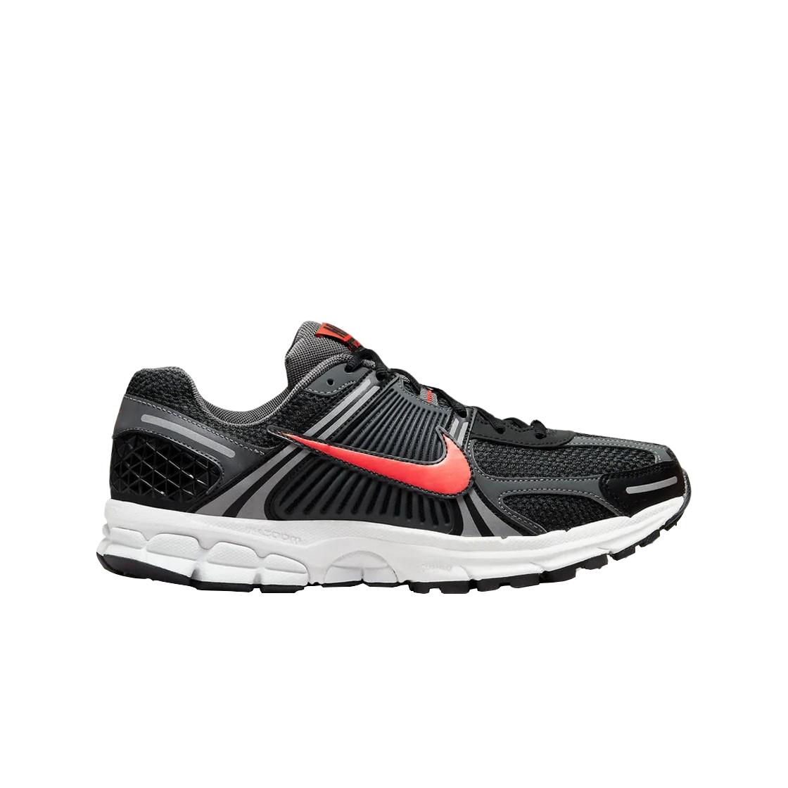 

Мужские кроссовки Nike Zoom Vomero 5 Black and Picante Red FB9149-001