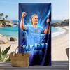 Asciugamano da Spiaggia Personalizzato Stampato Erling Haaland Logo Calcio Supporto Nome Personalizzato Testo Asciugamano Assorbente Per Sport Viaggio Regalo Speciale