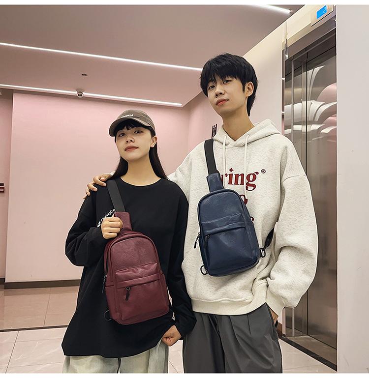 Charming choice! Oily leather large-capacity backpack, Korean version of fashion interprets the new style of women's commuting