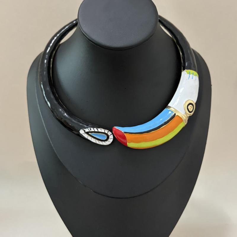 Designer Style Extravagant Colored Enamel Parrot Collar Necklace Brooch Women Fashionable Luxurious High-end Jewelry Accessory