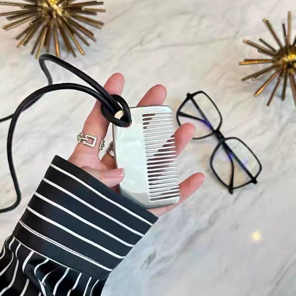 Habl Retro High-End Black Rope Necklace with Comb Pendant - Luxury Sweater Chain