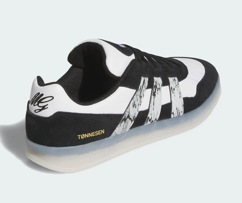 JR7101 Adidas Originals Aloha Super Core Black Cloud White Chalk White (Men's)