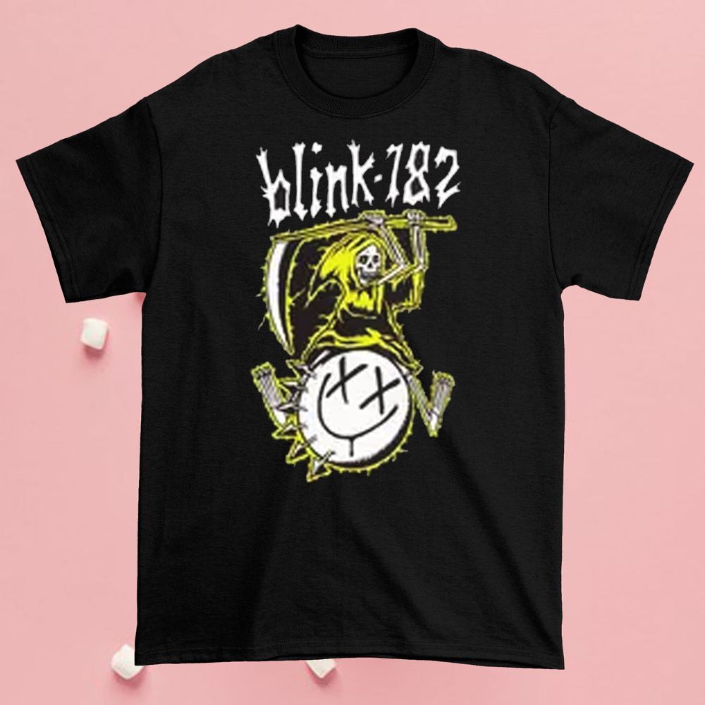 Trendy Blink 182 Band Black T-Shirt Cotton US Size Unisex Crewneck FastShip Unisex T-Shirt