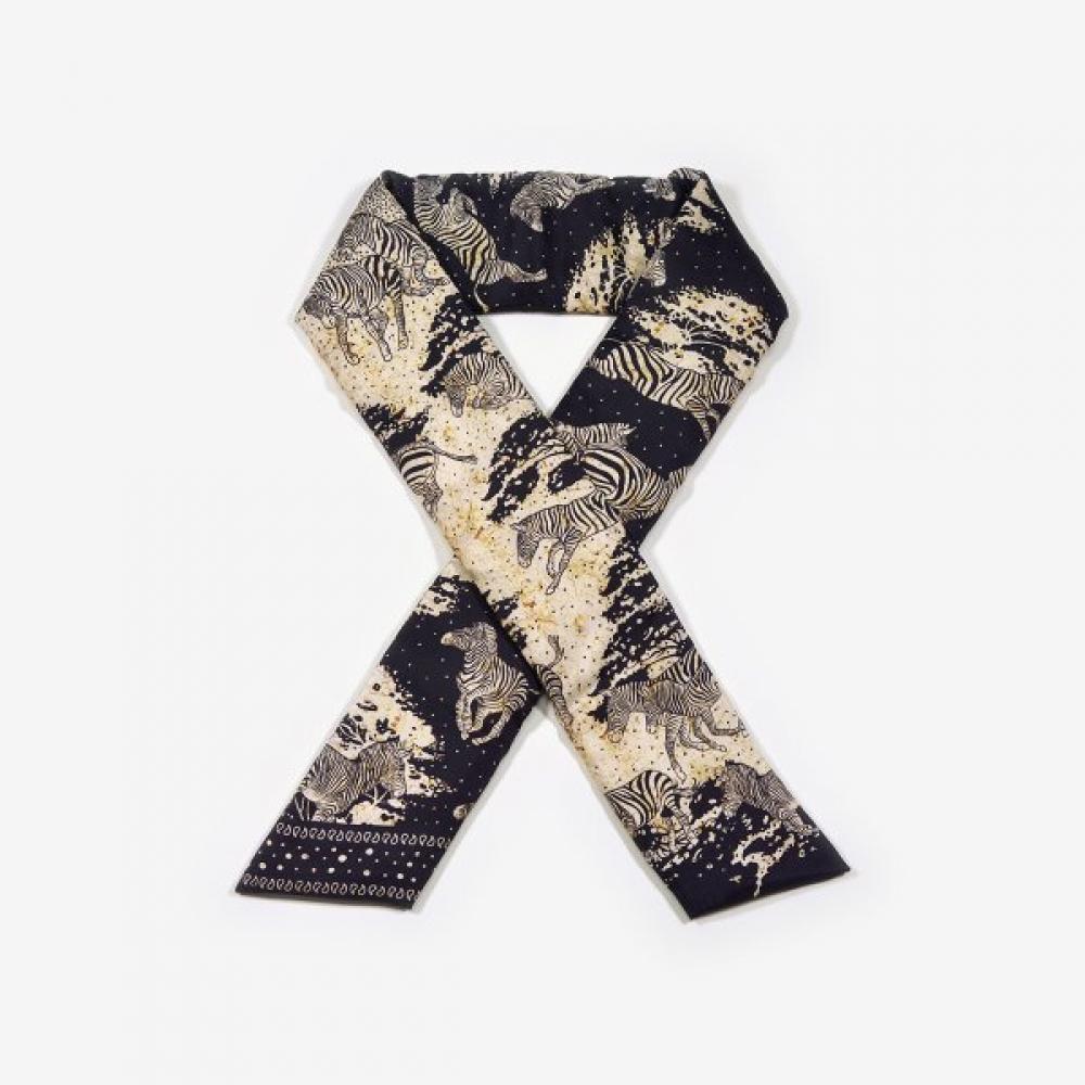 Mercion Zebra Garden Padding Scarf