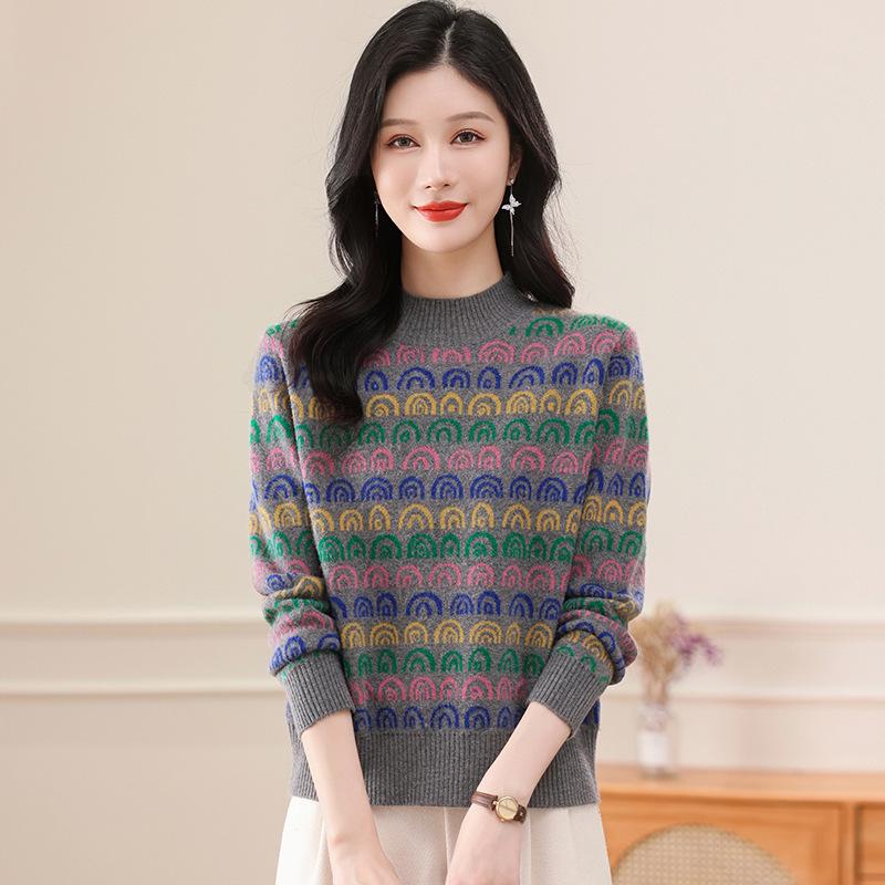 Women's Jacquard Knit Sweater - Loose Fit, Plus Size, Autumn/Winter Base Layer, New Style for Middle-Aged Moms