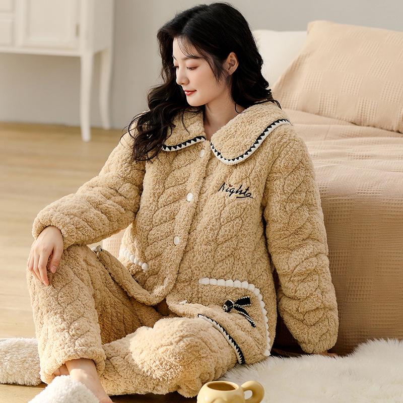 Coral Velvet Quilted Pajamas Women's Winter Three Layer Thick and Fleece Home Wear Women's Winter Flannel Thermal Set