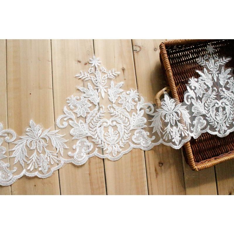 

Плоская вышивка Вышивка Кружево, Свадебная фата Головное украшение Ручная работа Материал для DIY, Ткань для одежды Юбки Белый Ben white, one yard, 0.91 meters