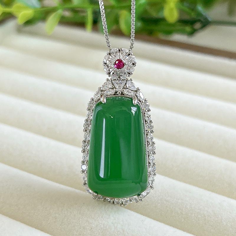 Jewelry Necklace Chalcedony Inlaid Pendant Chain Emperor Green Ladder Fang No Matter Brand Retro Premium Sense
