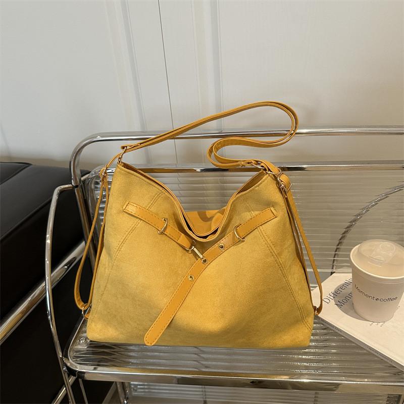 Urban Minimalist Pu Small Shoulder Bag With Zipper For Daily Use