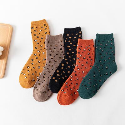 5 Paar Neue Damen Herbst- und Winter Verdickte Leopardenmuster Warme Kaninchenwolle Mittelwaden Socken