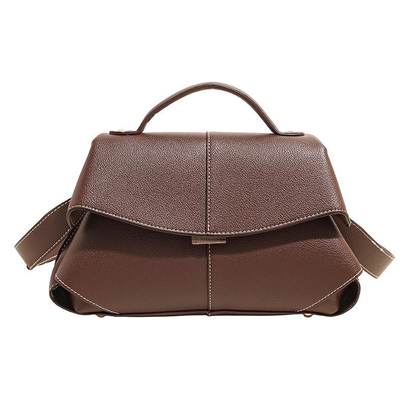 Эта сумочка отличается нишевым дизайнерским чутьем, представляет собой сумку кроссбоди на одном плече и модную женскую сумку в стиле легкой роскоши. кофейный