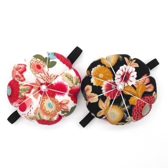 DIY Handmade Pumpkin Wristband Needle Holder Retro Pin Cushion Sewing Tools