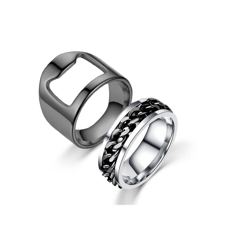 Elegante Anillo Abrebotellas de Acero de Titanio con Cadena Giratoria - Perfecto para Parejas