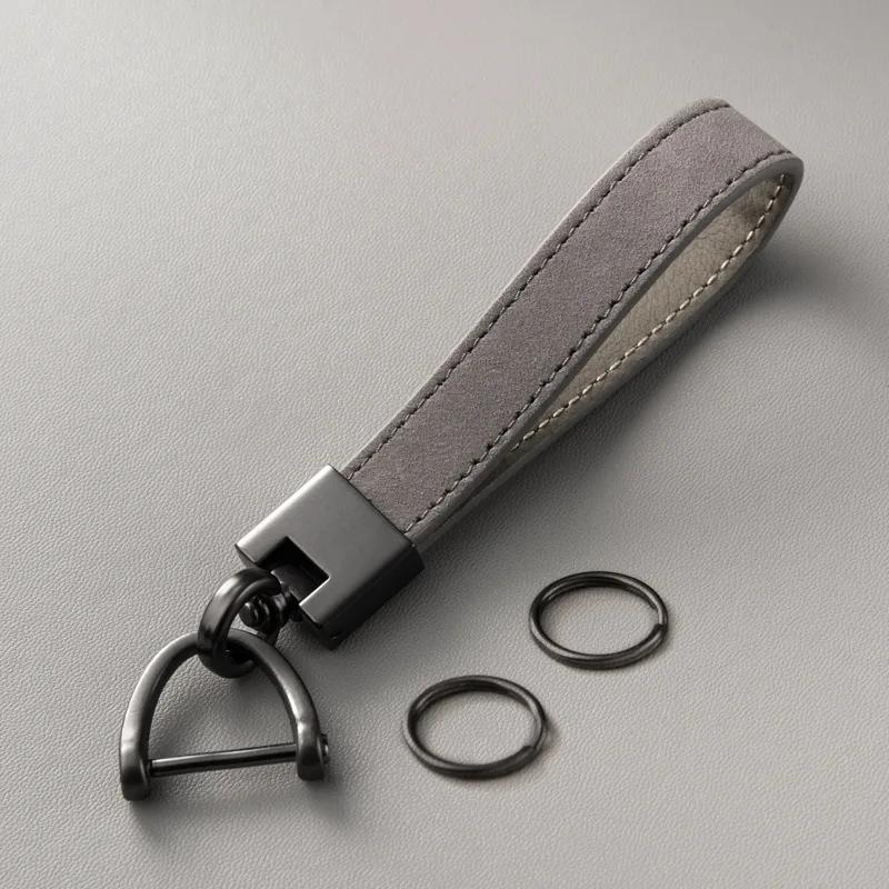 

Luxury Minimalist Car Keychain Leather Key Chain Buckle Key Ring Car Keychain Car Interior Accessories Business Gift for Man сірий колір