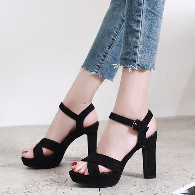 Şık Platform Topuklu Seksi Bayanlar 20 Cm Stilettos Yüksek Topuklu Sandalet Kutu Şık Platform Topuklu Seksi Bayanlar 20 Cm Stilettos Yüksek Topuklu Sandalet Kutu