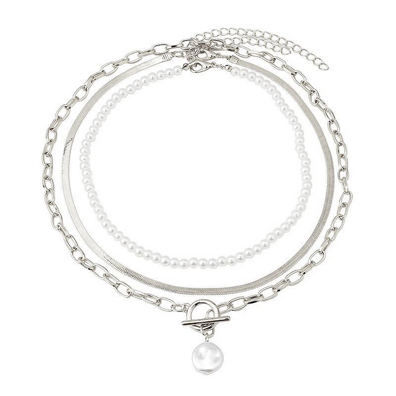 New Fashion Autumn and Winter Stacked Accessories Flat Snake Bone Chain Versatile Necklace, Simple Pearl Chain OT Buckle Necklace