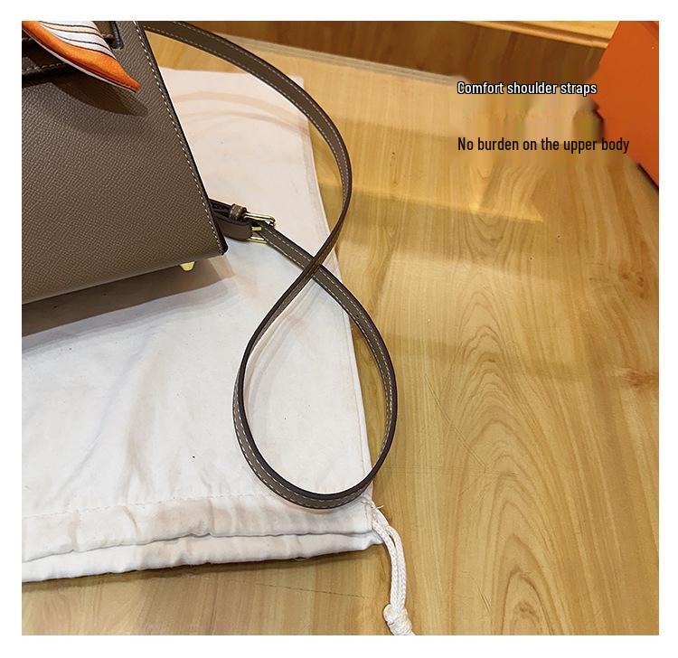 Women's Retro Crossbody Handbag with Versatile Scarf Style