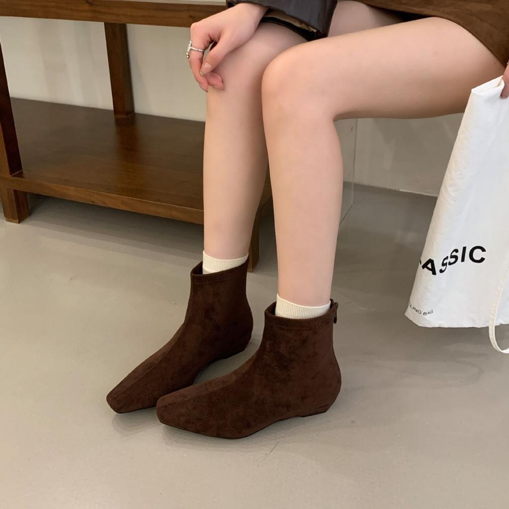 2025 Autumn and Winter Simple New Retro Suede Square Head Autumn and Winter New Square Head Thin Short Boots