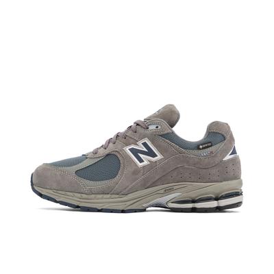 2002R GORE-TEX Castlerock Natural Indigo Unisex Sneakers Grau gebürstetes Nickel M2002RXC